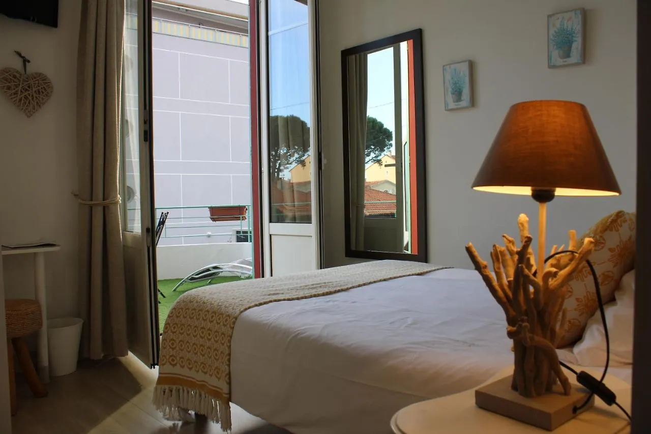 ***  Hotel La Villa Des Oliviers Cagnes-sur-Mer Francia