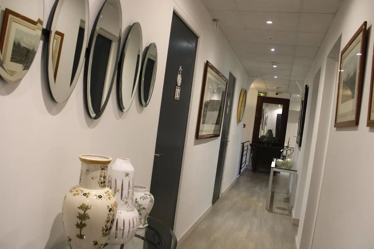 Hotel La Villa Des Oliviers Cagnes-sur-Mer Frankrike