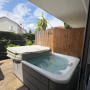 Sable Et Soleil - Port, Et Jacuzzi Prive Hotel